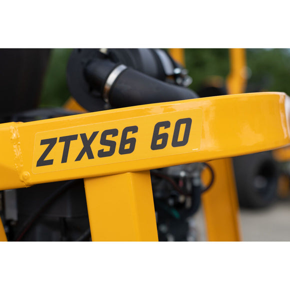 Cub Cadet Ultima Series™ ZTXS6 60 60" Zero Turn Mower  (47RICHB8A10)