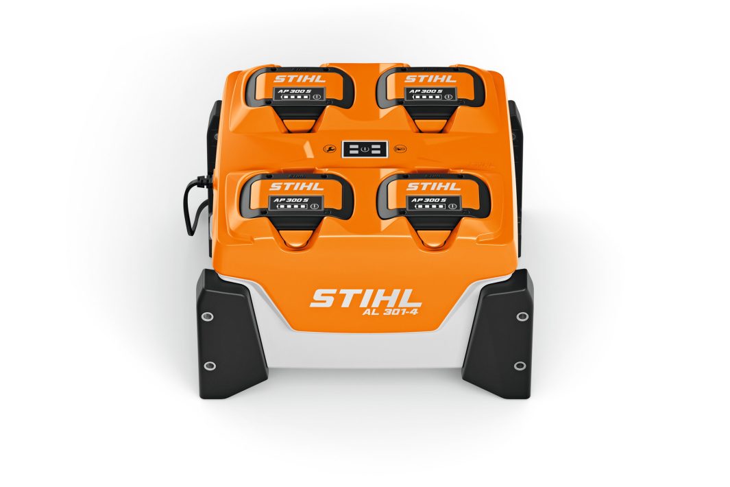 STIHL® AL 301-4 Multi Charger for AP Batteries