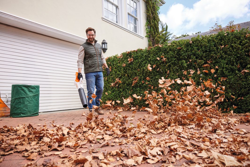 STIHL® BGA 50 Handheld Blower (w/ Battery & Charger)